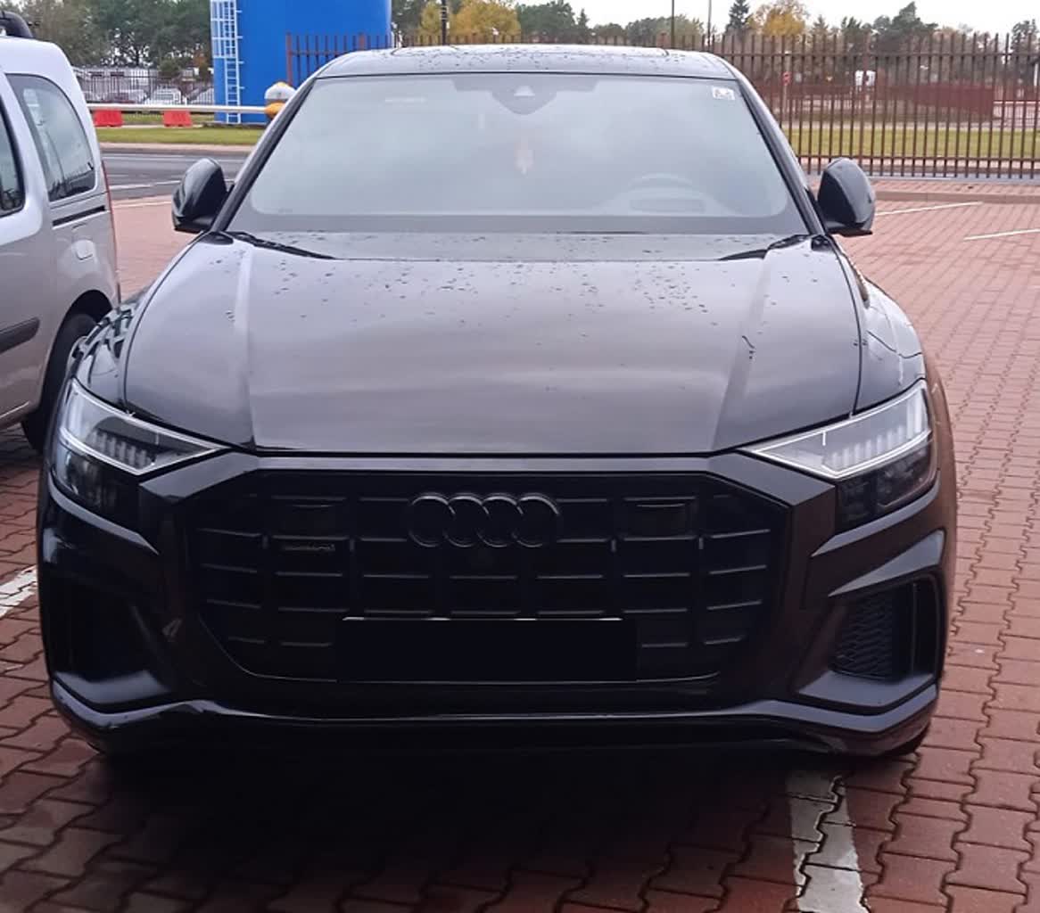 Paserzy z Białorusi złapani w kradzionym samochodzie 2 343-230129.jpg