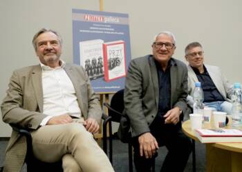 pa112329 2023 10 12 010104