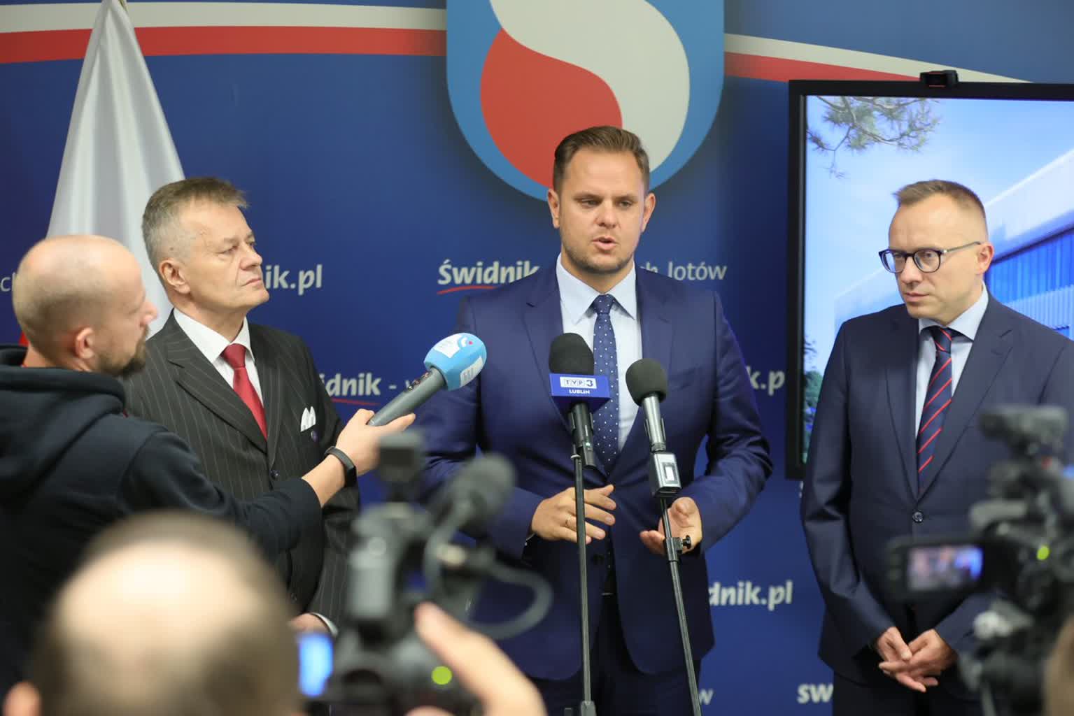 „To będzie centrum sportowo- kulturalne miasta”. Świdnik zbuduje Arenę 3 pm_KONFA-101023-008.jpg