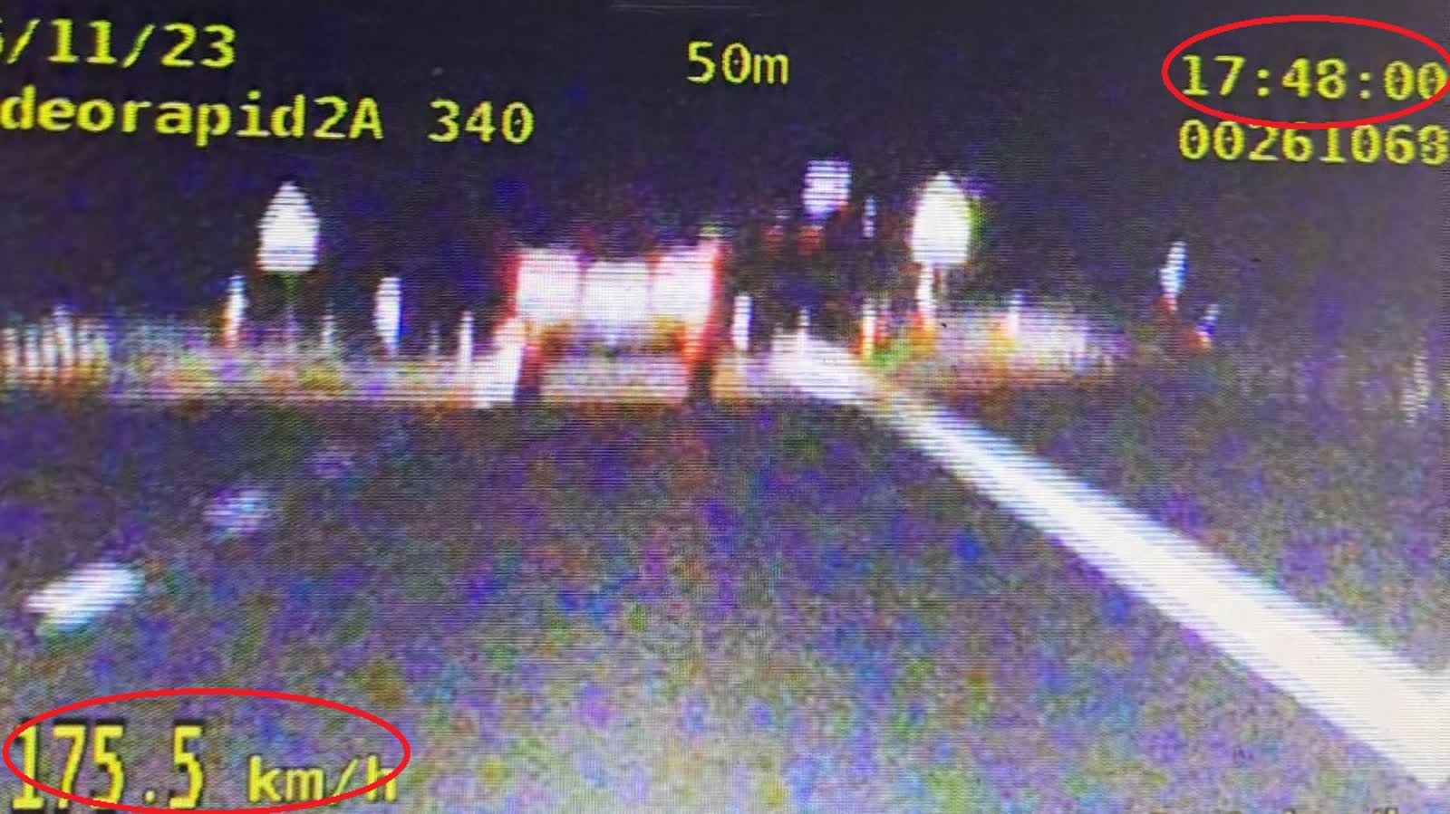 „Wyścig” na drodze zakończony wysokim mandatem 2 359-231519.jpg