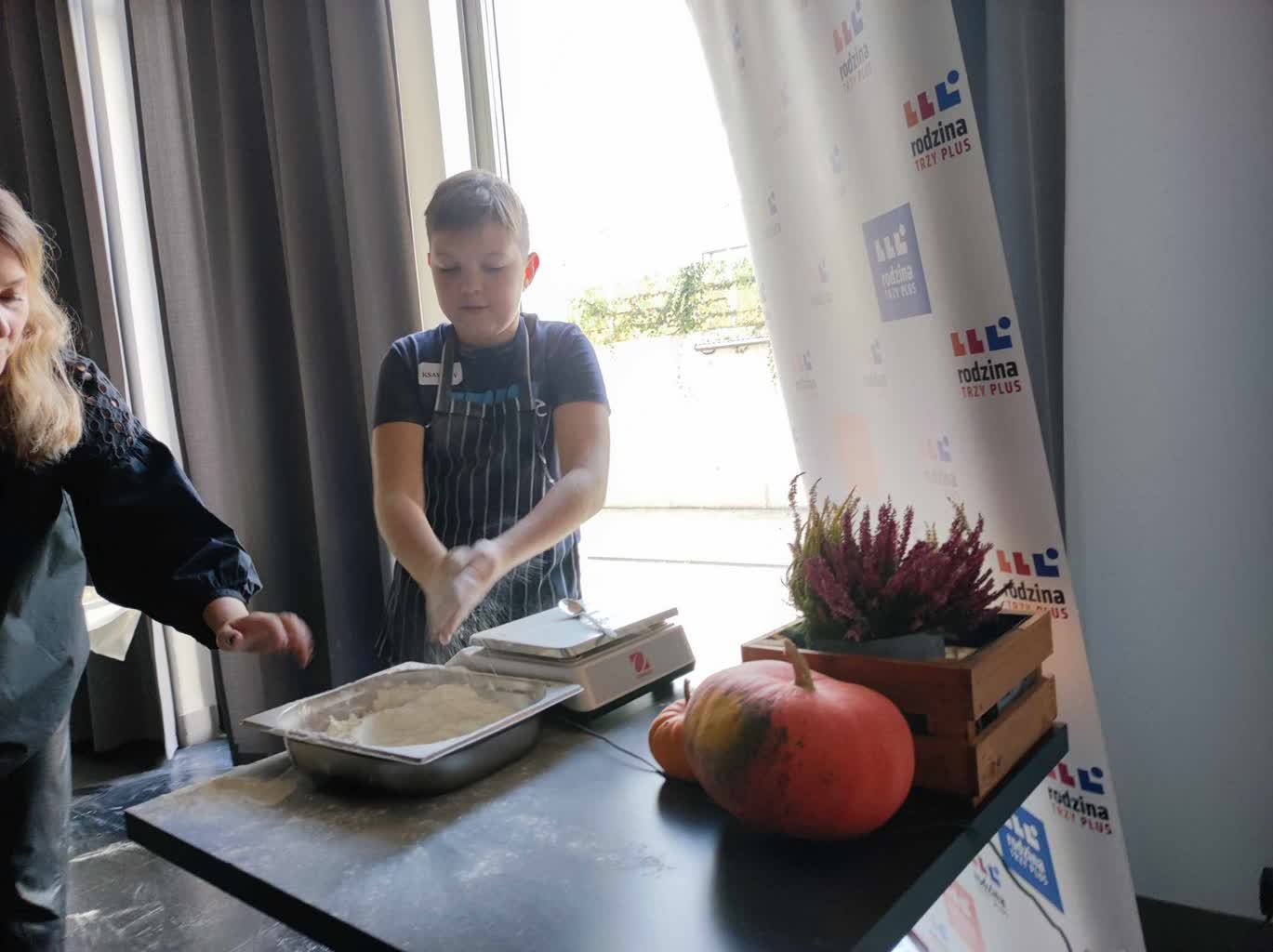 Ciasto drożdżowe bez tajemnic. Dziś warsztaty kulinarne dla dzieci w Lublinie 2 366029018_24041099068868011_1857430575223276081_n.jpg