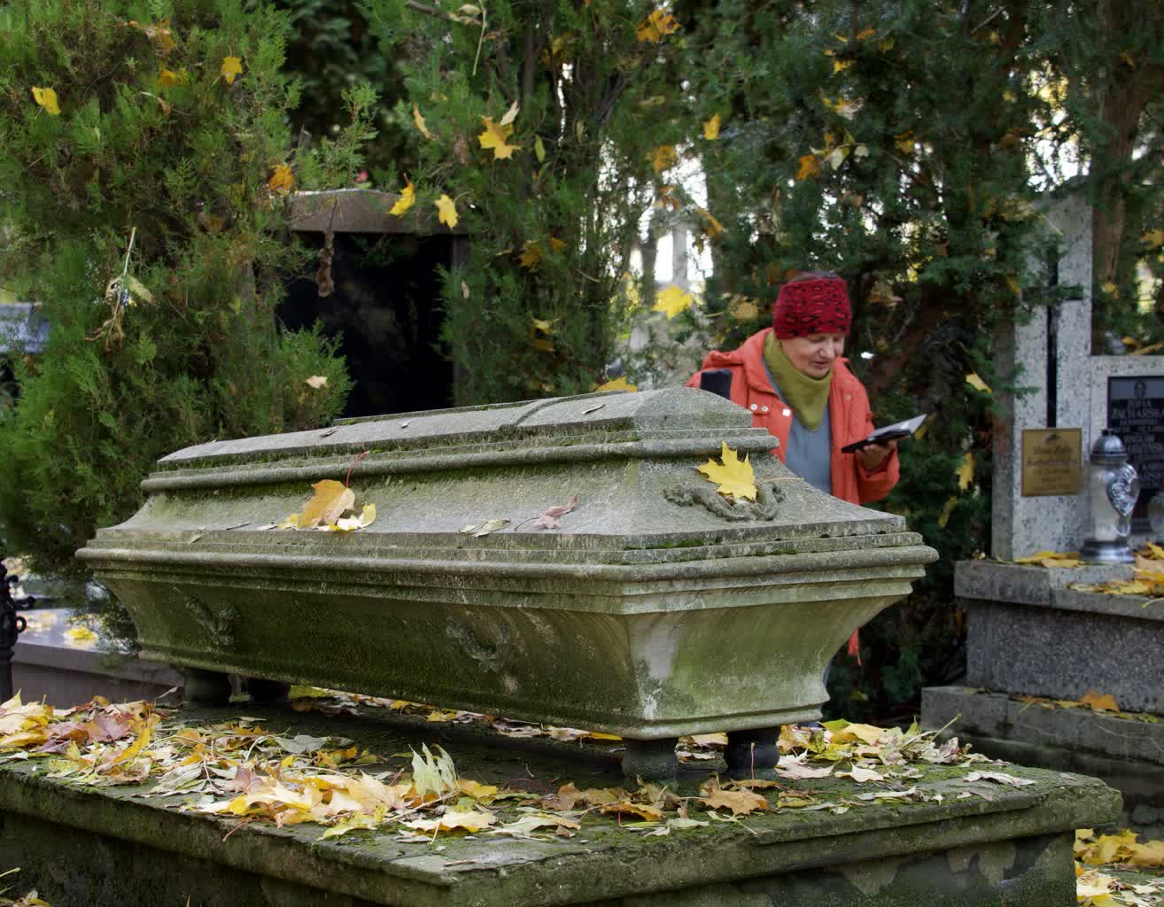 1 listopada w Kościele obchodzona jest uroczystość Wszystkich Świętych 2 pa300373-2023-10-30-123803.jpg