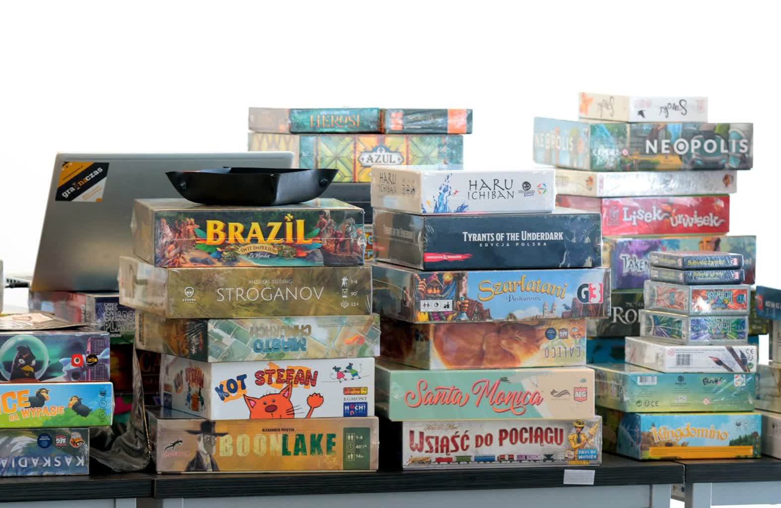 Atrakcja dla miłośników planszówek. Konwent gier bez prądu w Lublinie 2 pm_arena-030422-012-2022-04-03-134819.jpg