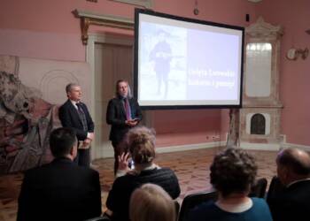 pm muzeum 191123 017 2023 11 19 180324