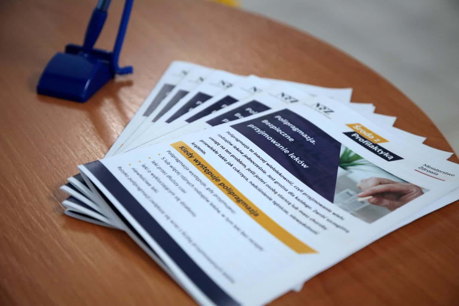 Przyjmowanie wielu leków jednocześnie może być niebezpieczne. O czym pamiętać? 2 pm_NFZ-291123-008.jpg