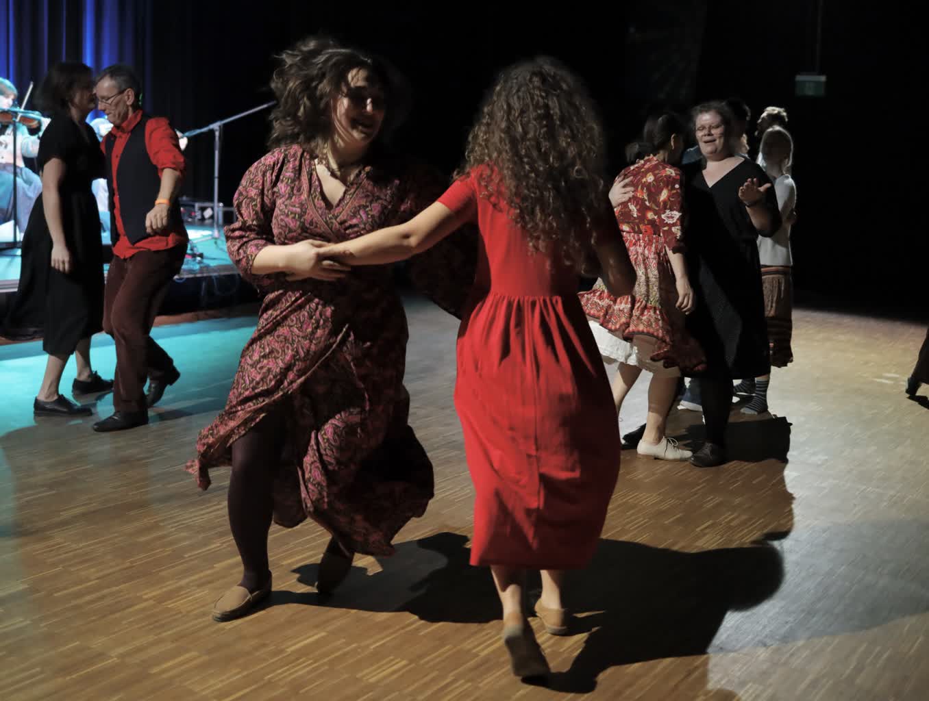 Trzy pokolenia na jednej scenie. Ostatni dzień Mikołajek Folkowych 2 img_8334-2023-12-08-232341.jpg