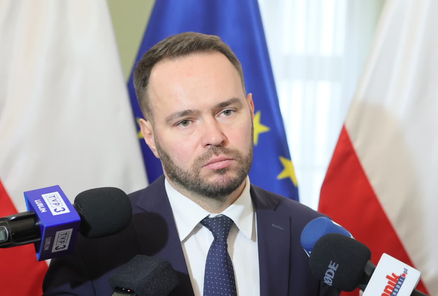 Wojewoda gotowy do wyjazdu na granicę. Czeka na efekt rozmów ze stroną ukraińską 2 pm_KOMORSKI-221223-002.jpg