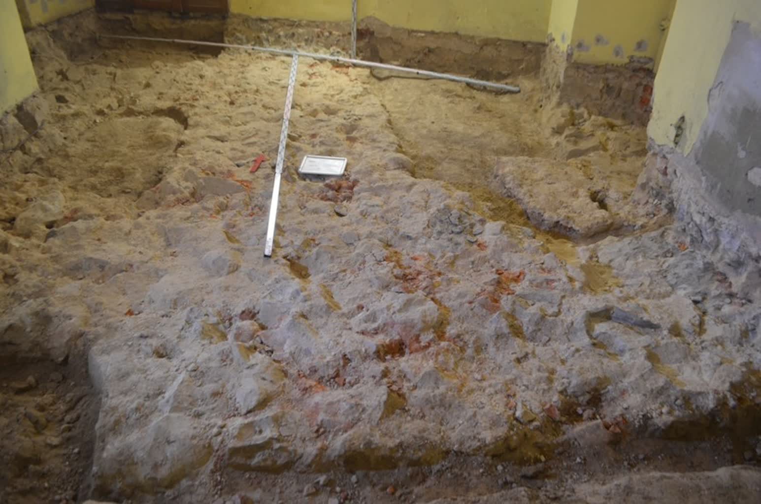 Archeologiczne sensacje z Lubelszczyzny docenione w konkursie 2 360086439_599235572323456_7224801944726842324_n-2024-01-03-122402.jpg