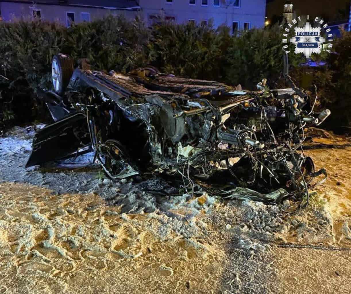 Trzy osoby zginęły w wypadku. Wszystkie ofiary to nastolatkowie 2 419294226_768403281990239_8282248034336164000_n.jpg