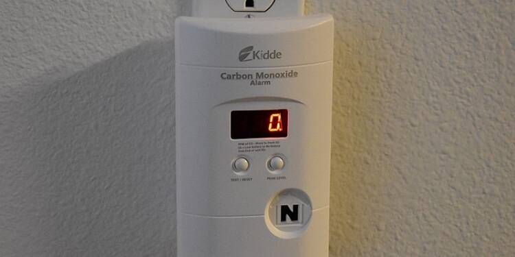 800px carbon monoxide detector 1 2018 03 01 2024 01 02 095736