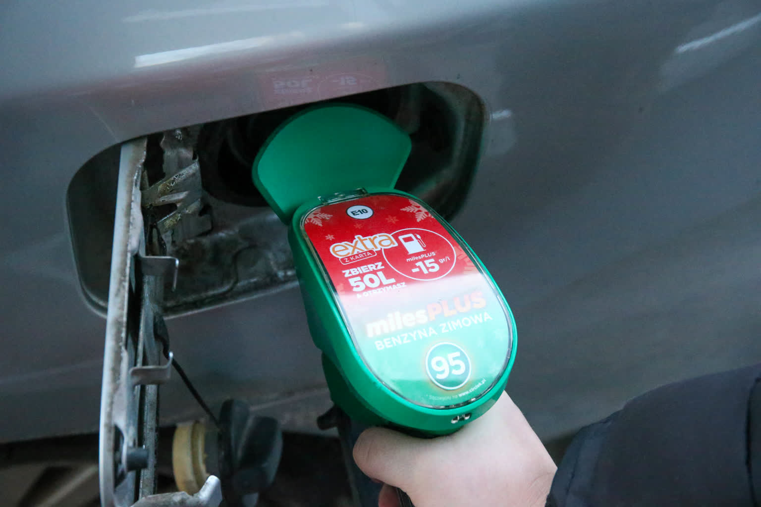 Nowe paliwo nie na każdej stacji. Sprzedawcy czekają na dostawy 2 BQ8V7416.jpg