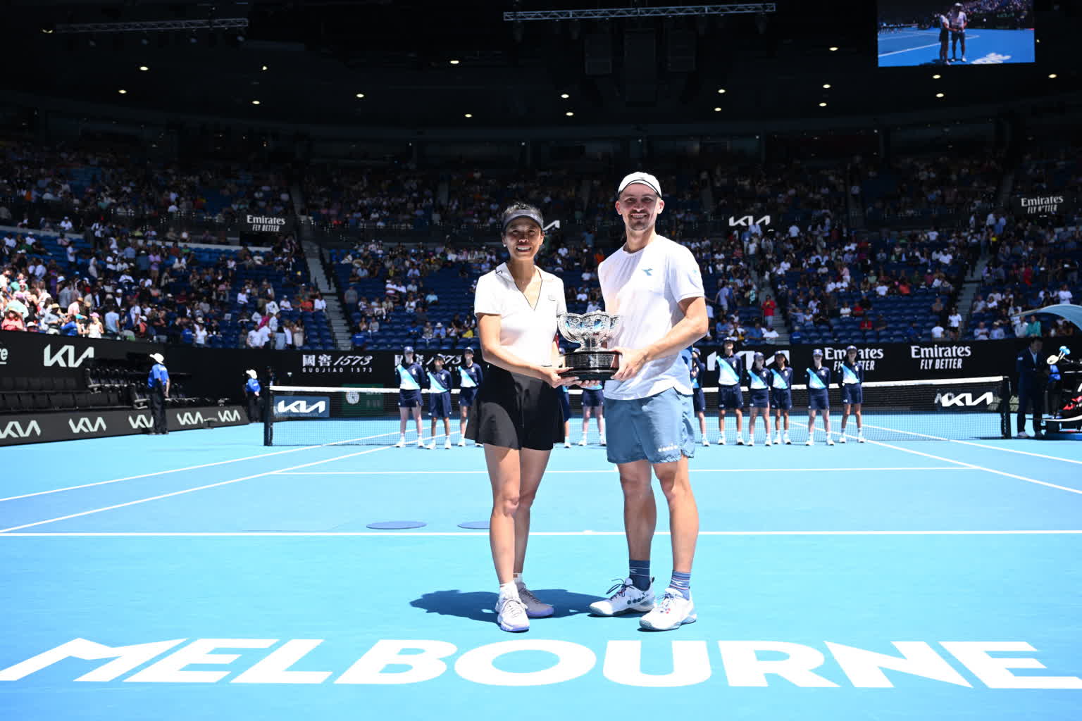 Australian Open: Jan Zieliński i Su-Wei Hsieh triumfatorami gry mieszanej 3 mid-epa11104686.jpg