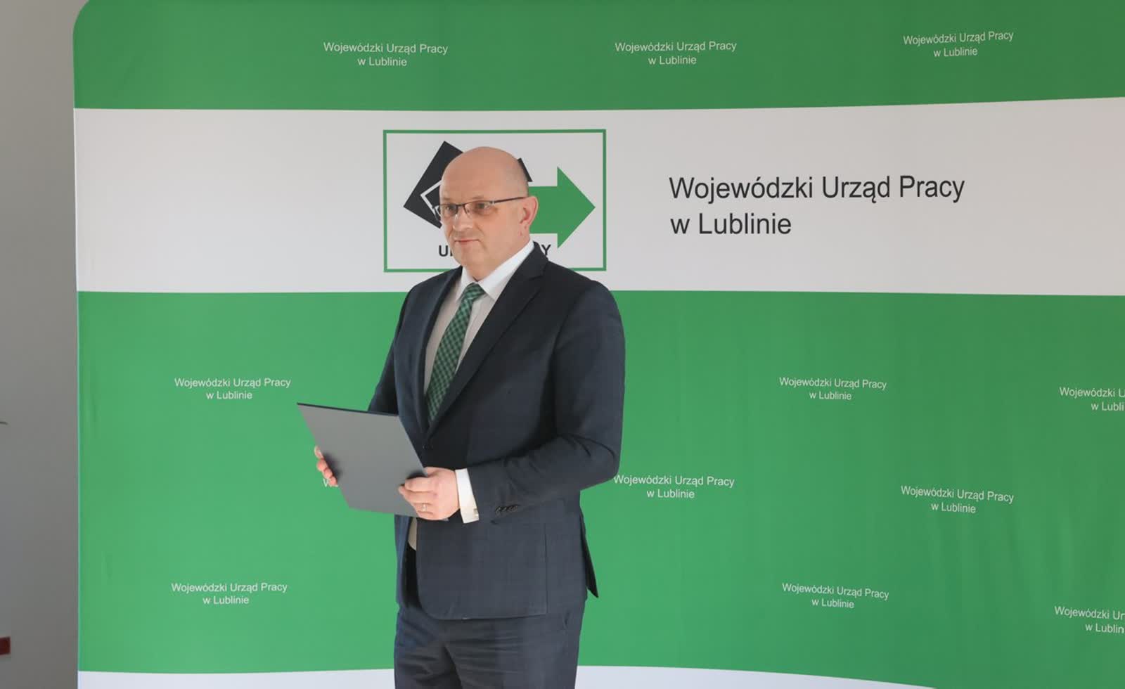 Chcą aktywizować młodych bezrobotnych. Porozumienie podpisane 2 pm_WUP-170124-005.jpg