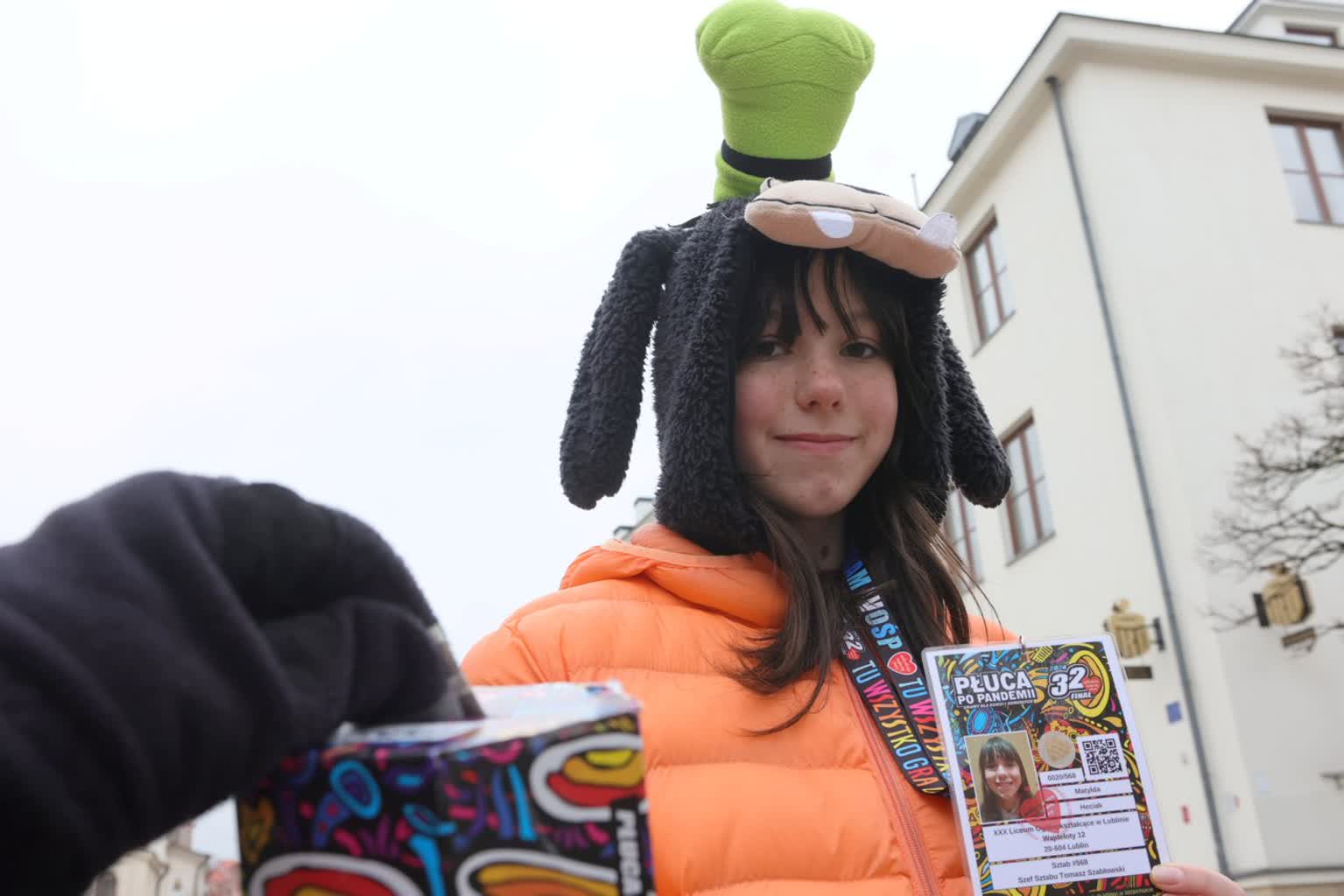 Jak rozpoznać wolontariusza WOŚP? 2 wolontariusz 2.jpg