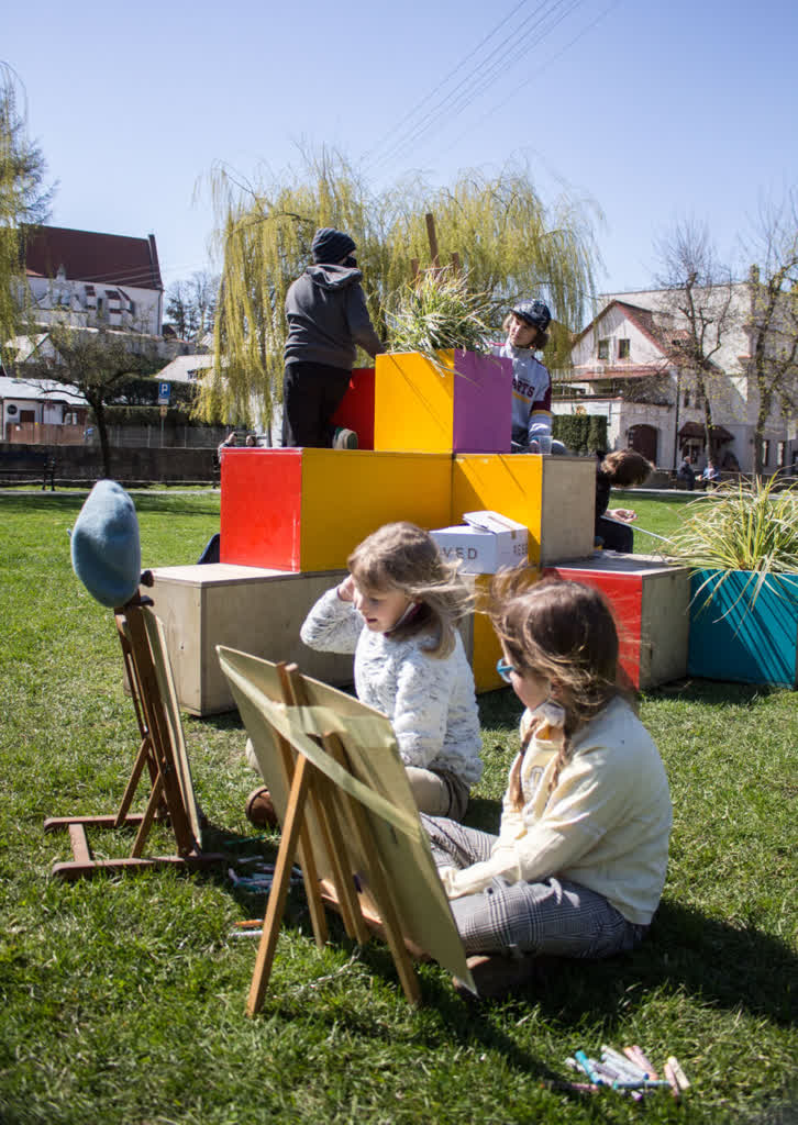 "Dzieci uwielbiały tę rzeźbę". Jaki los czeka instalację artystyczną? 3 179736758_3886611901375590_7757542985530774122_n-960x1354-2024-02-22-102523.jpg