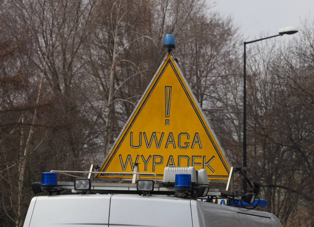 Zderzenie samochodów w Łęcznej. Utrudnienia na DK 82 1 img 20210408 154025 2024 02 14 133423