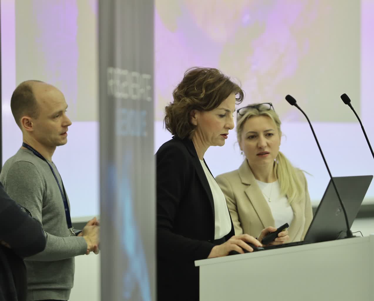 "Najważniejsza jest praktyka". Młodzi okuliści uczą się operować 2 IMG_7659.jpeg