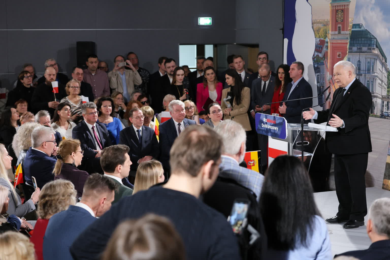 PiS przedstawił swojego kandydata na prezydenta Warszawy 2 mid-24203023.jpg