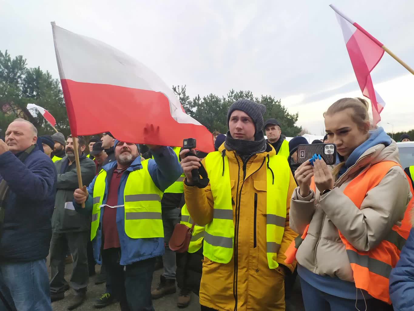 Rolnicy zapowiadają dalsze protesty 2 rolnicy 2.jpg