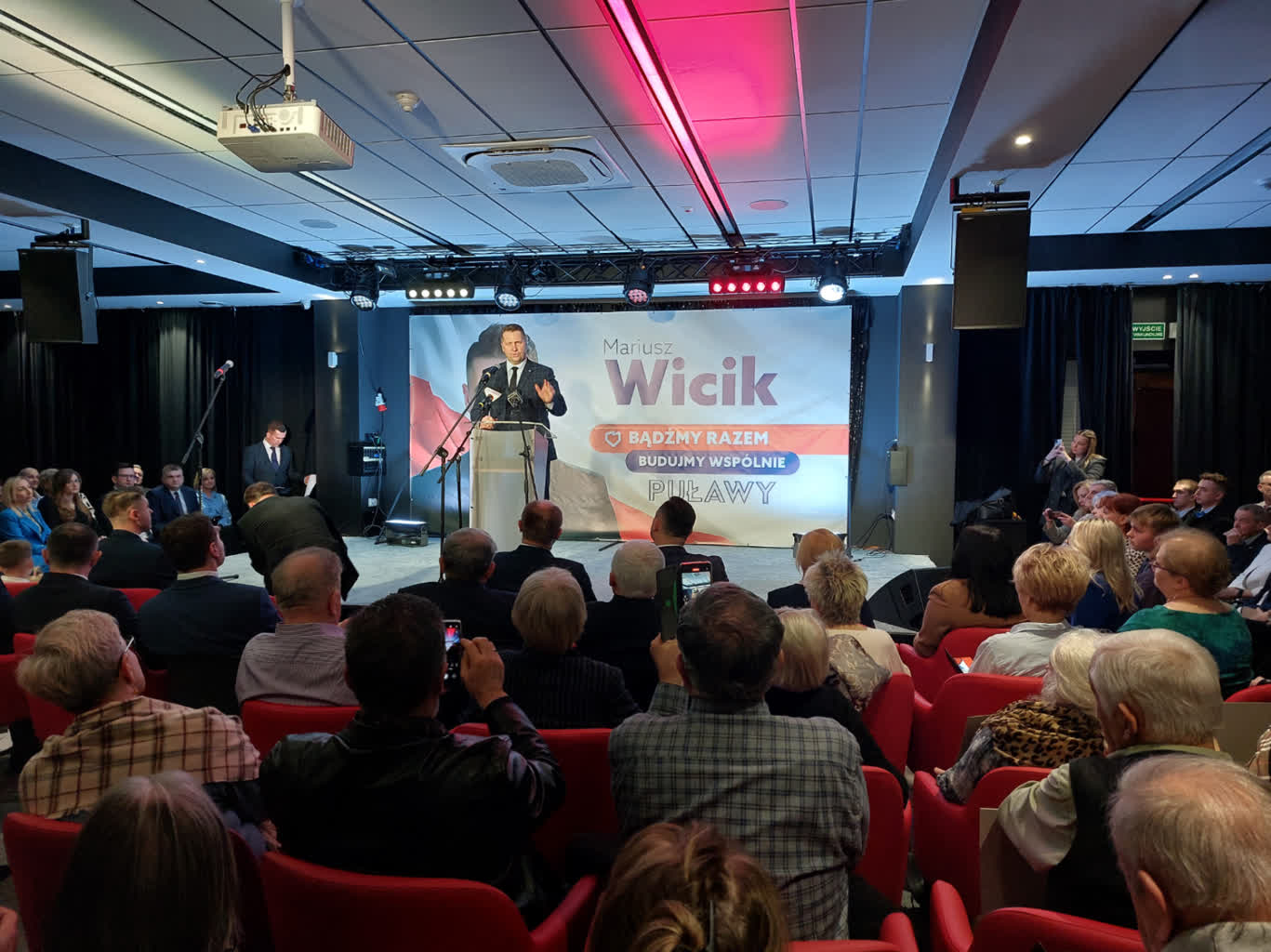 Mariusz Wicik wystartuje w wyborach na prezydenta Puław 2 20240305_175125.jpg
