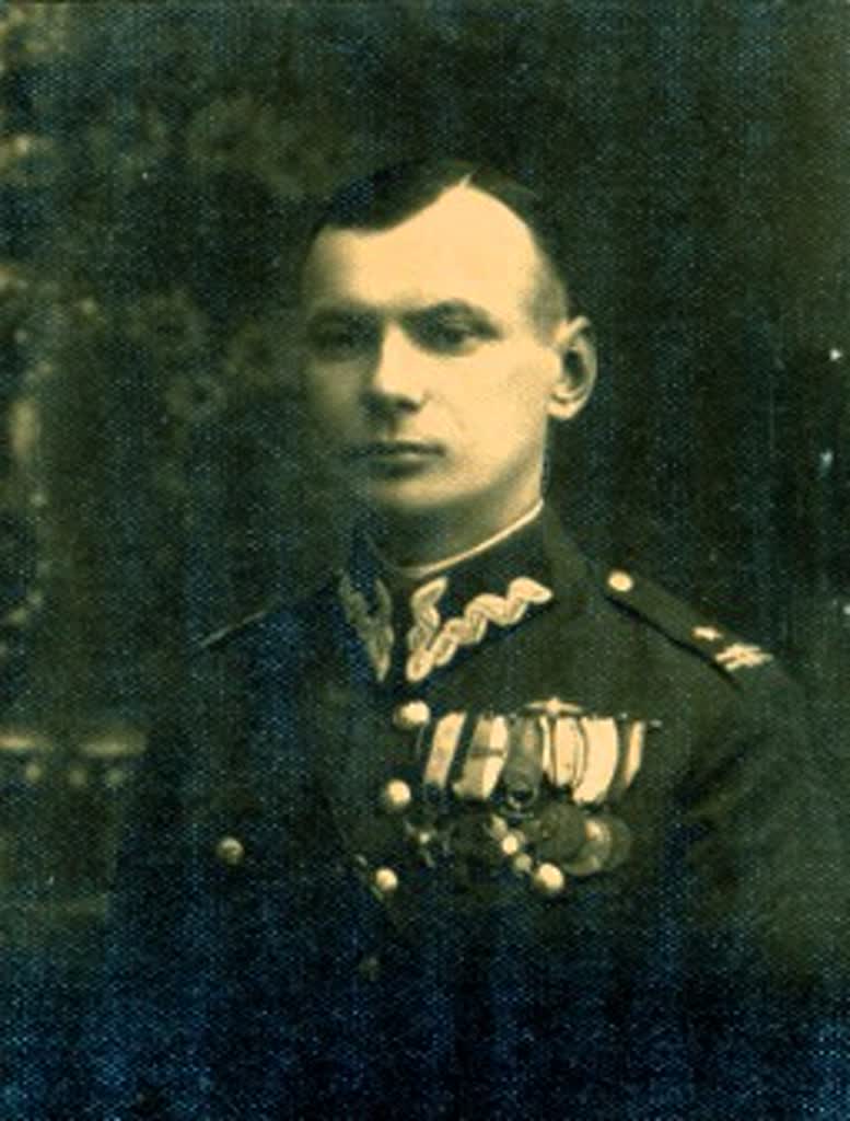 Puławy: Grób bohatera Bitwy Warszawskiej odnaleziony 2 376423941_619608693681473_3453456265805241893_n.jpg