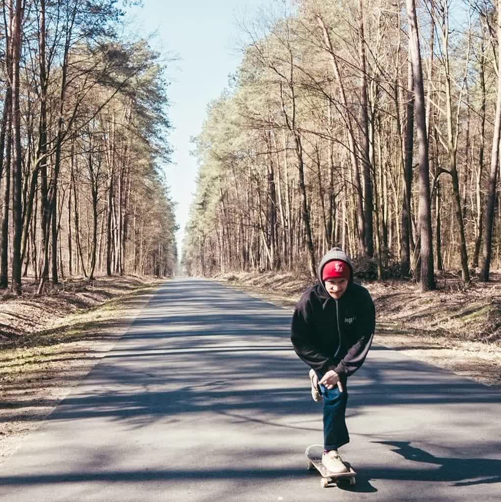 Z południa na północ. Rdzawy Jaco z Lublina przemierzy Polskę na deskorolce 2 90989310_2907375095992263_5997461966715617280_n.jpg