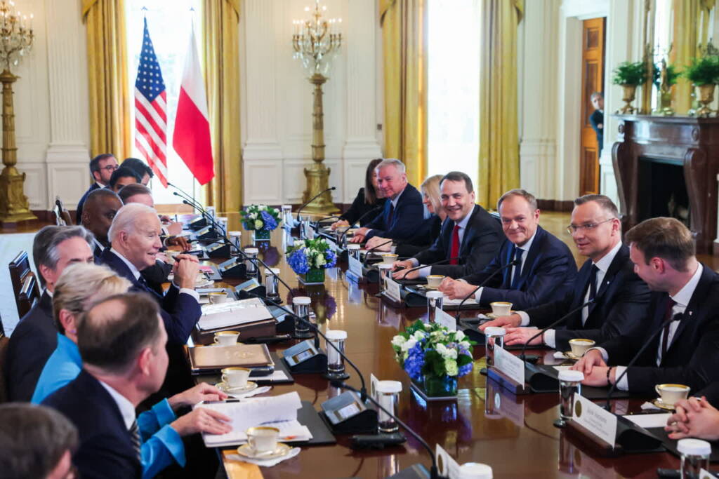 mid 24312687 2024 03 12 211856