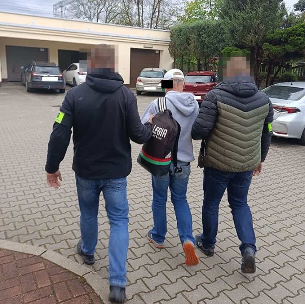 Poszukiwany listem gończym 48-latek wpadł w ręce policji 2 343-240040.jpg