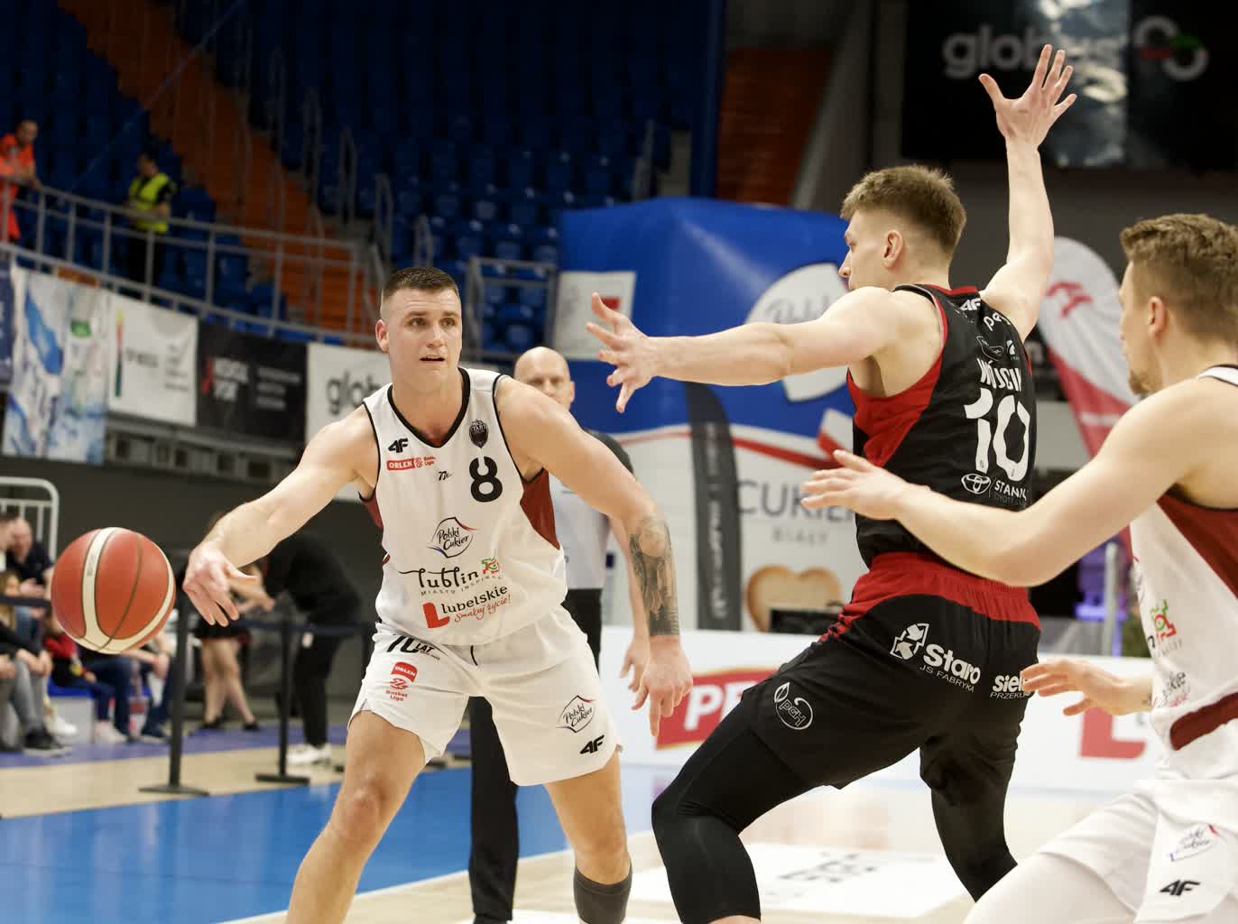 Koszykarze Startu ulegli Czarnym Słupsk 2 6K3D9519.jpeg