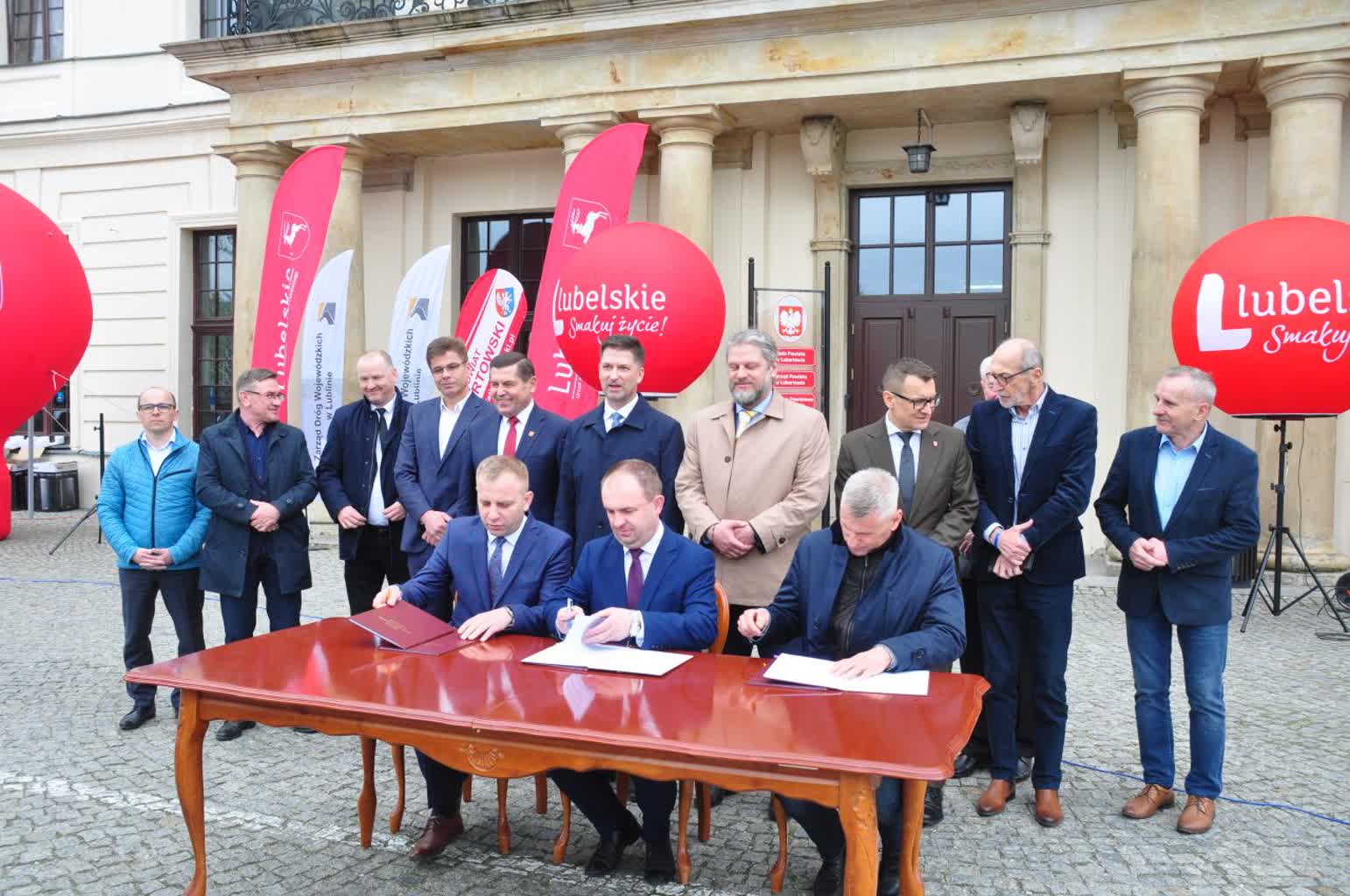 Lubelskie: kolejne odcinki dróg wojewódzkich zostaną wyremontowane 2 DSC_0937.JPG