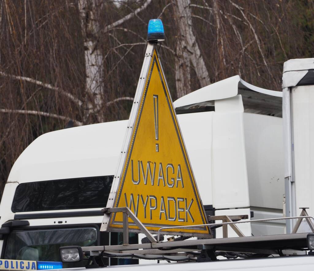 Wypadek w powiecie tomaszowskim. 6 osób trafiło do szpitala 1 img 20210408 154313 2024 04 20 090406