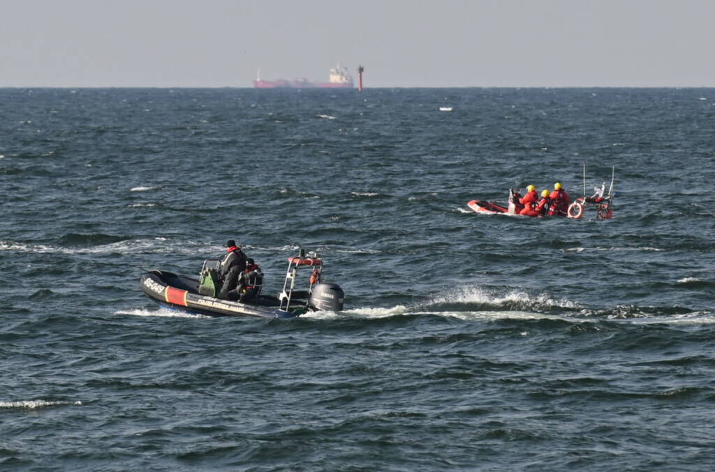 mid 24424506 2024 04 27 152124