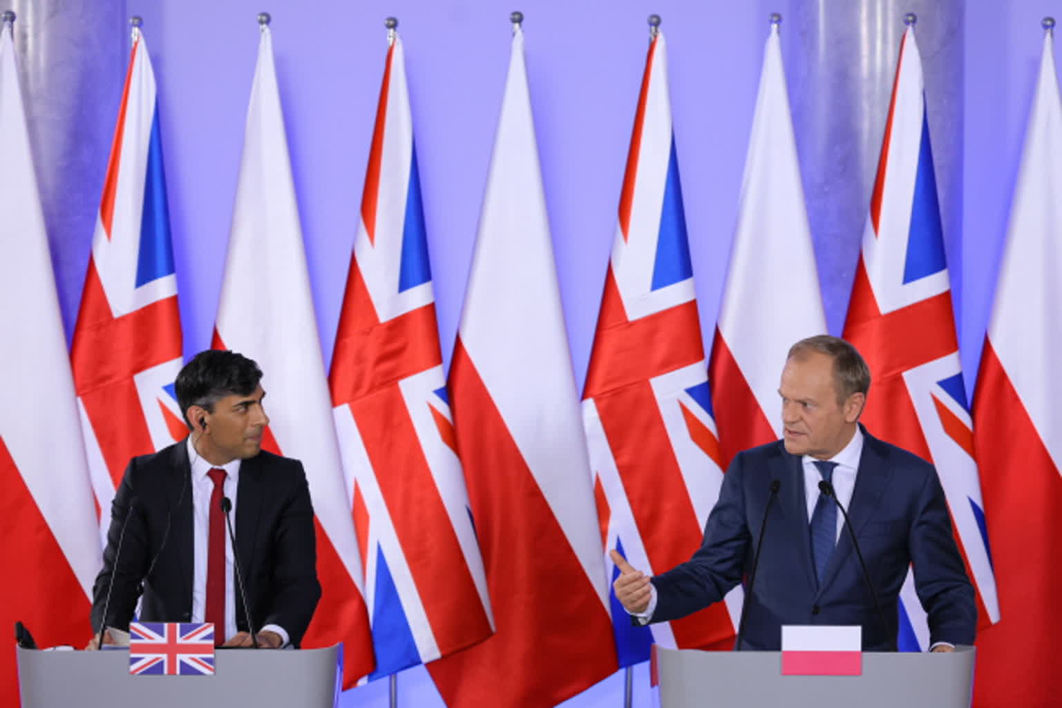 Rishi Sunak: Wielka Brytania rozlokuje w Polsce myśliwce Typhoon 2 net-24423561.jpg