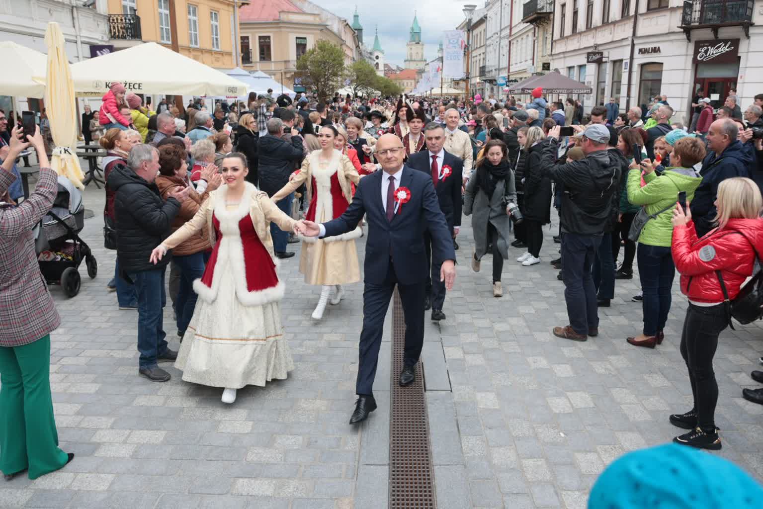 To już tradycja. Miasto przygotowuje się do "Poloneza dla Lublina" 2 pm_polonez-030523-034-2023-05-03-143036.jpg