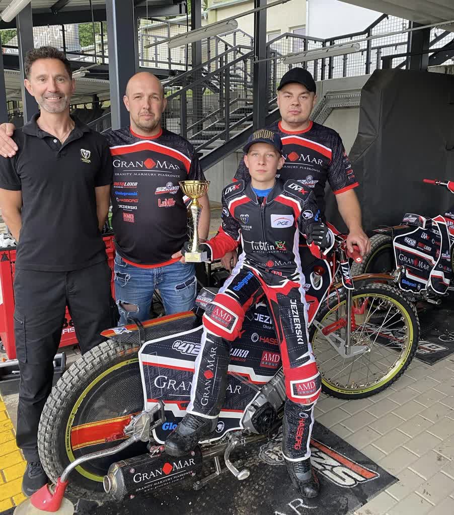 Sukces młodego żużlowca z Lublina 2 438109354_905986074872746_6978002521848390619_n.jpg