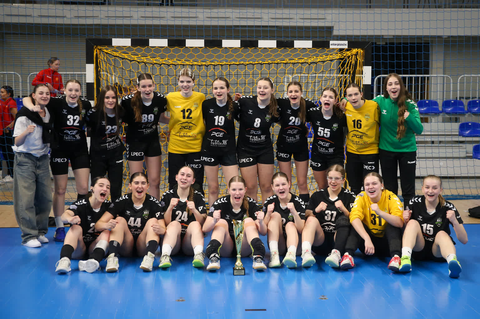 Porażka młodych piłkarek MKS-u Lublin na zakończenie turnieju 2 BQ8V9397.jpg