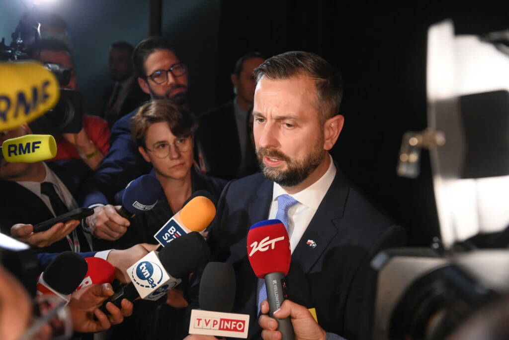 mid 24506351 2024 05 06 140339