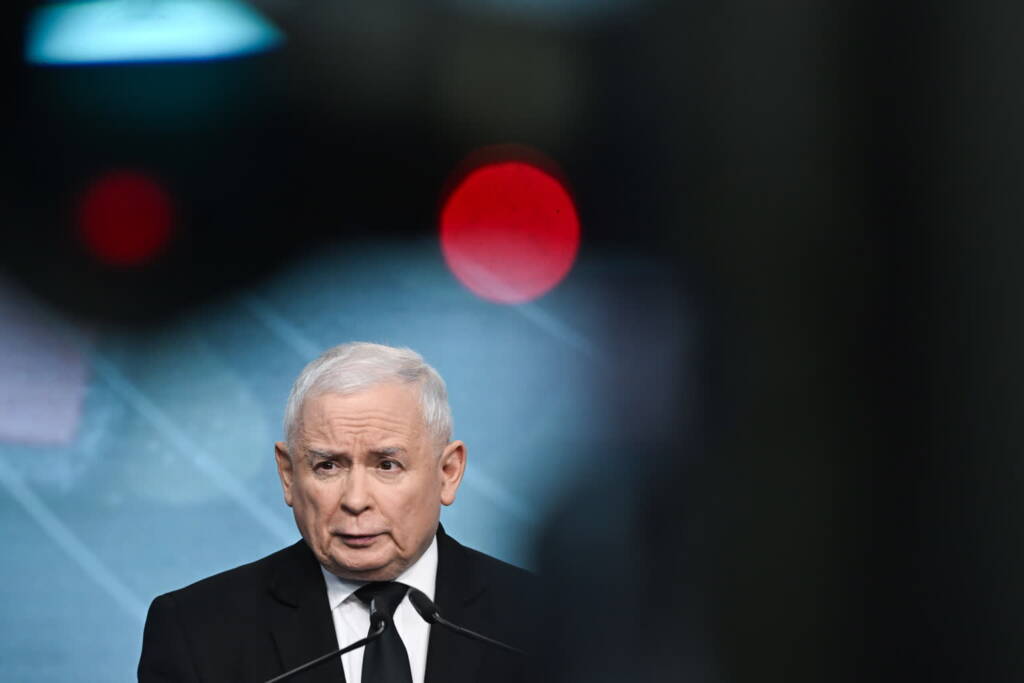 mid 24520391 2024 05 20 194819