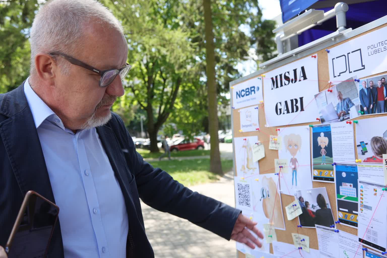 Wspierają proces leczenia. Naukowcy z Politechniki Lubelskiej stworzyli wyjątkowe aplikacje 2 pm_PIKNIK-150424-015.jpg