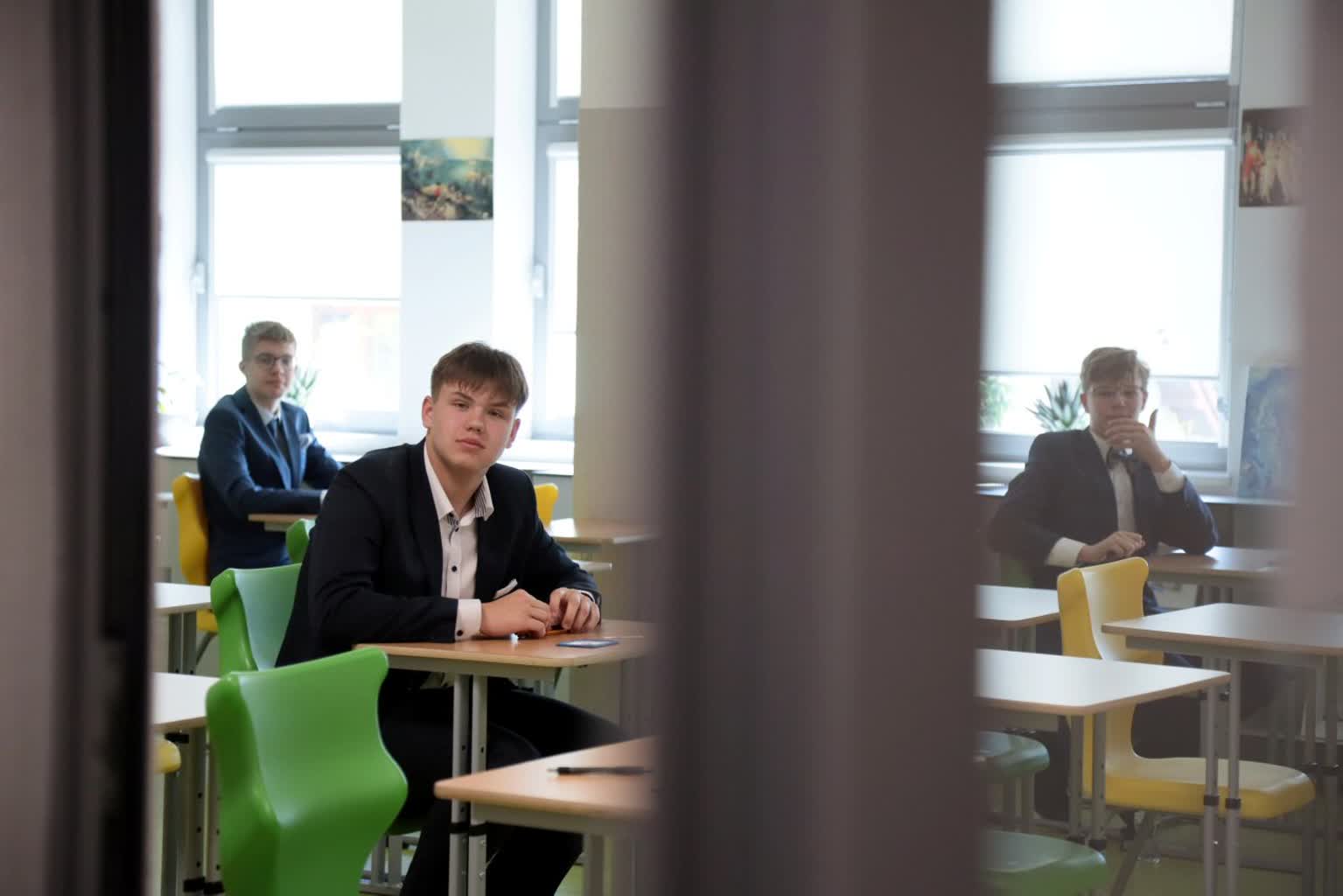 Ósmoklasiści rozpoczynają zmagania. Dziś egzamin z języka polskiego 2 pm_sp58-230523-001-2023-05-23-171459.jpg