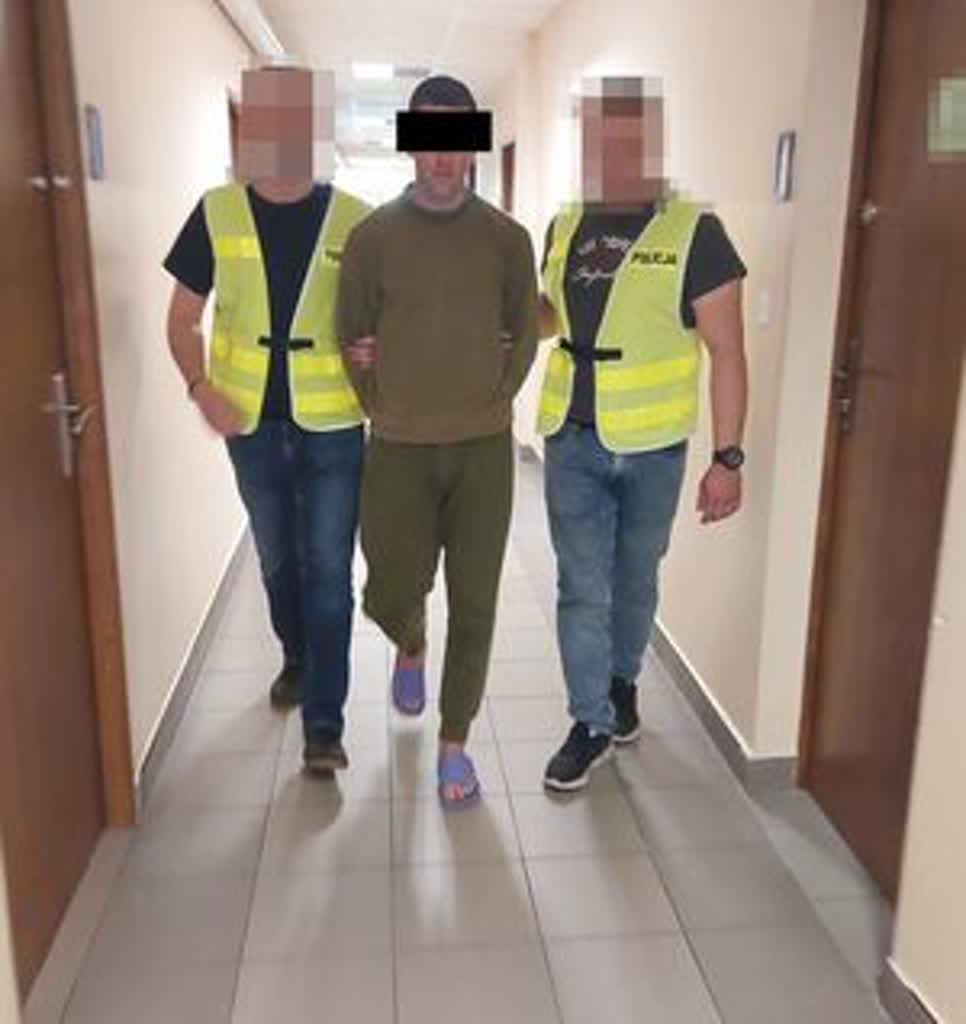 Bił przechodnia tłuczkiem po głowie. Grozi mu dożywocie 2 przestępca.jpg