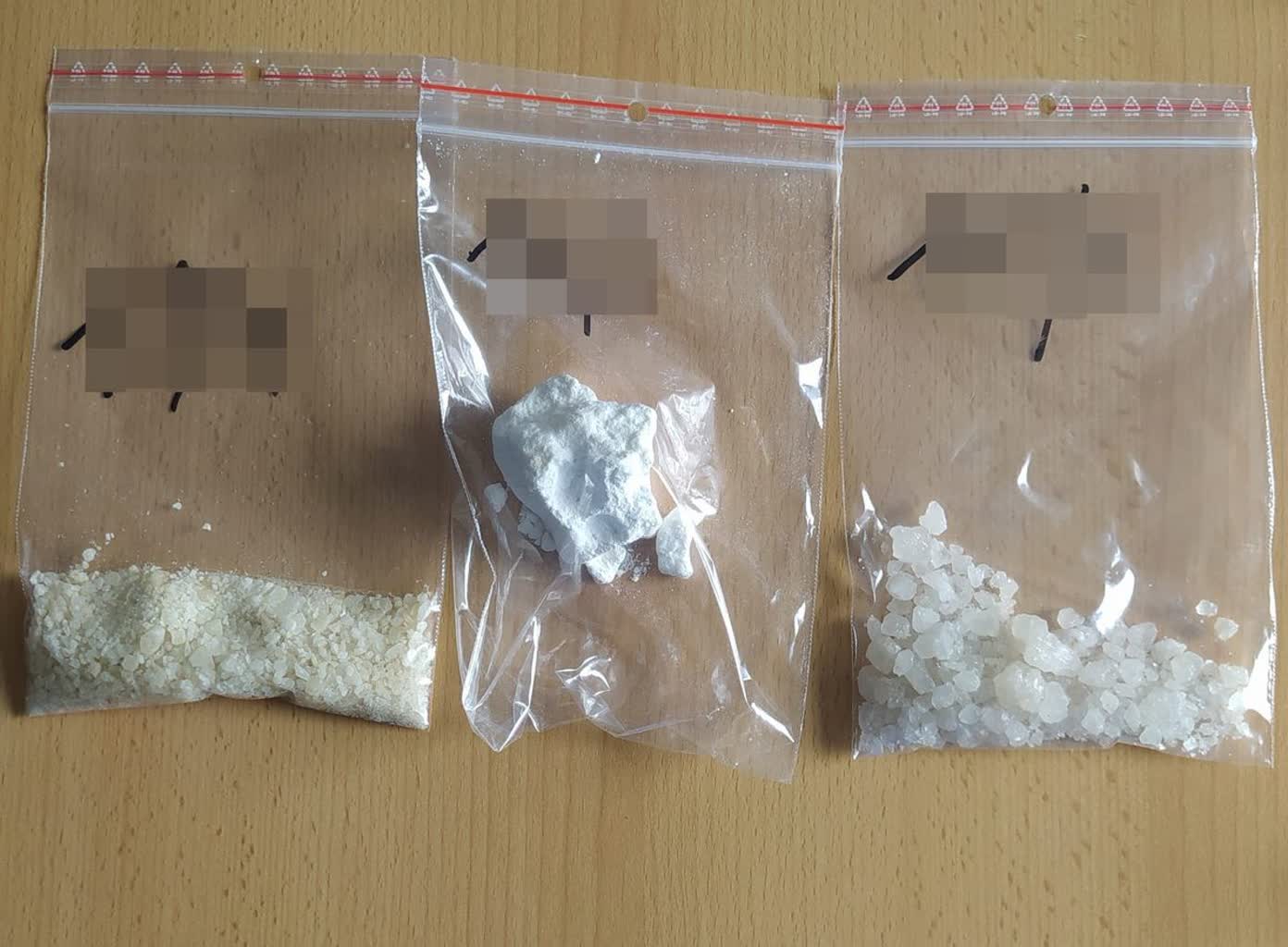 Odpowiedzą za posiadanie i handel narkotykami 2 350-243322.jpg