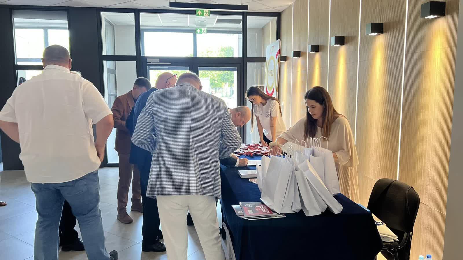 Polski Związek Zapaśniczy łączy siły z lubelską uczlenią 2 441571043_1030737038769069_8938366972131377670_n.jpg