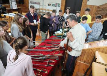 447725316 795851336012119 1502664012134405774 n 2024 06 10 100752