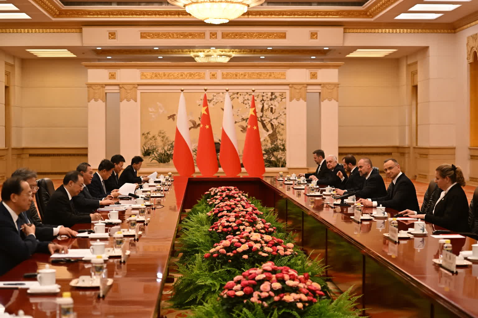 Prezydent Andrzej Duda i premier Chin rozmawiali o współpracy gospodarczej 2 mid-24624012.jpg