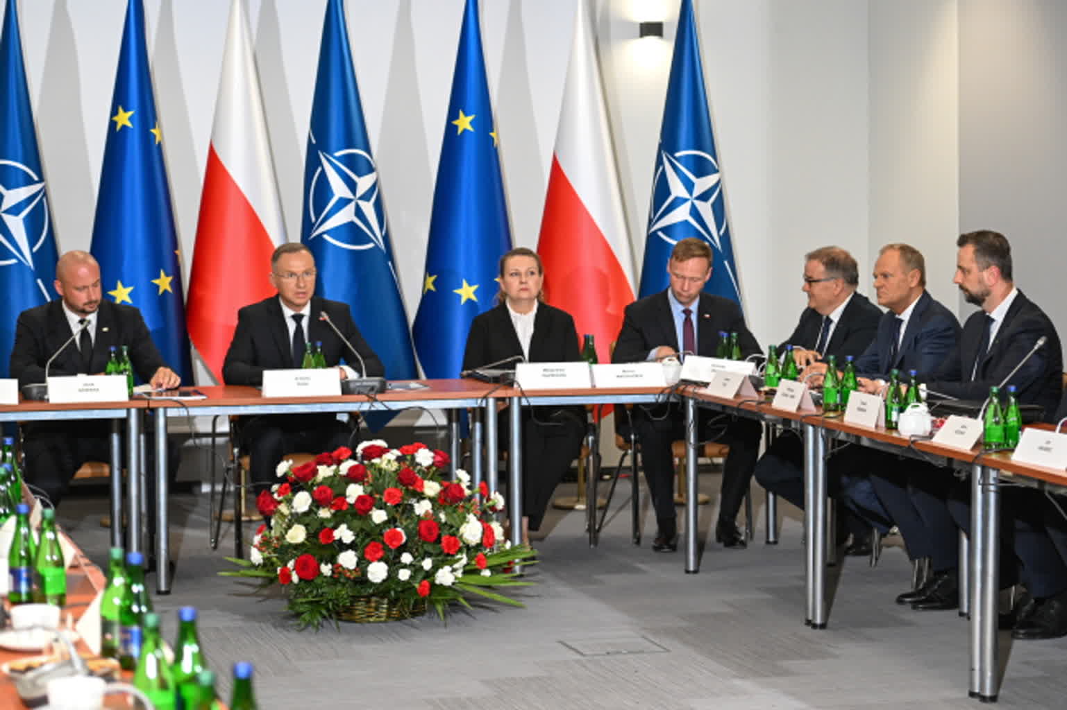 Prezydent na RBN: Polska powinna doprowadzić do ukarania sprawców morderstwa żołnierza 2 net-24610488.jpg