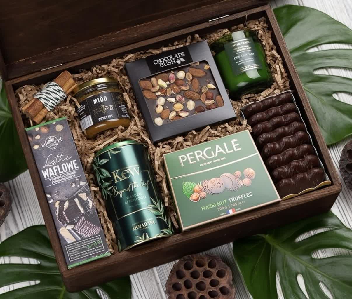 Gdzie znaleźć oryginalny prezent na rocznicę ślubu? Sprawdź szeroki wybór koszy prezentowych NAPU! 2 zdj2.jpg