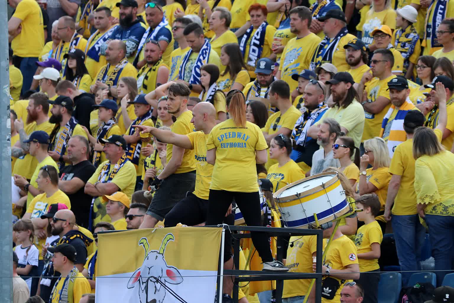 Po godzinie było po zawodach. Szybkie zwycięstwo Motoru 2 żużel 4.jpg