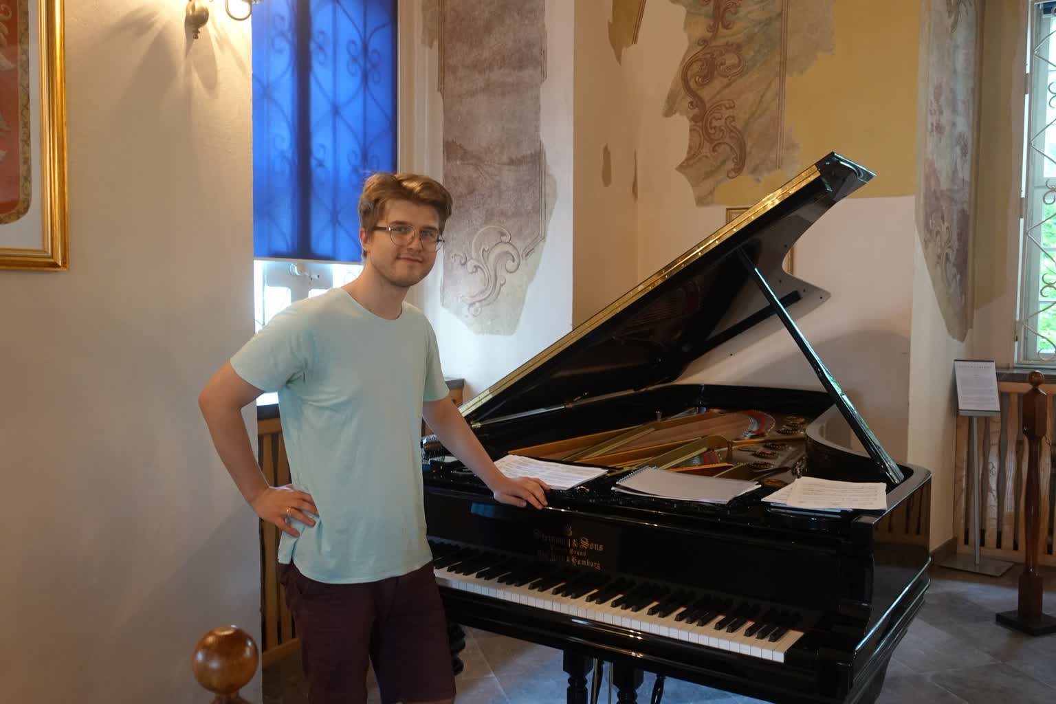 Cudo z niezwykłą historią. Niezwyczajny instrument odzyskał dawną świetność 3 449836140_8089067681160229_8918310203799264076_n.jpg