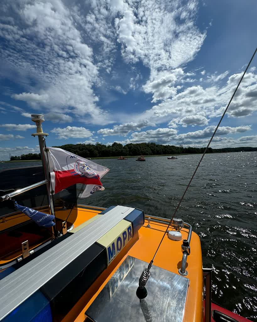 Tragedia na jeziorze. Rodzice próbowali ratować córkę, oboje zginęli 2 453409680_17979281171709711_6273360544173868501_n.jpg